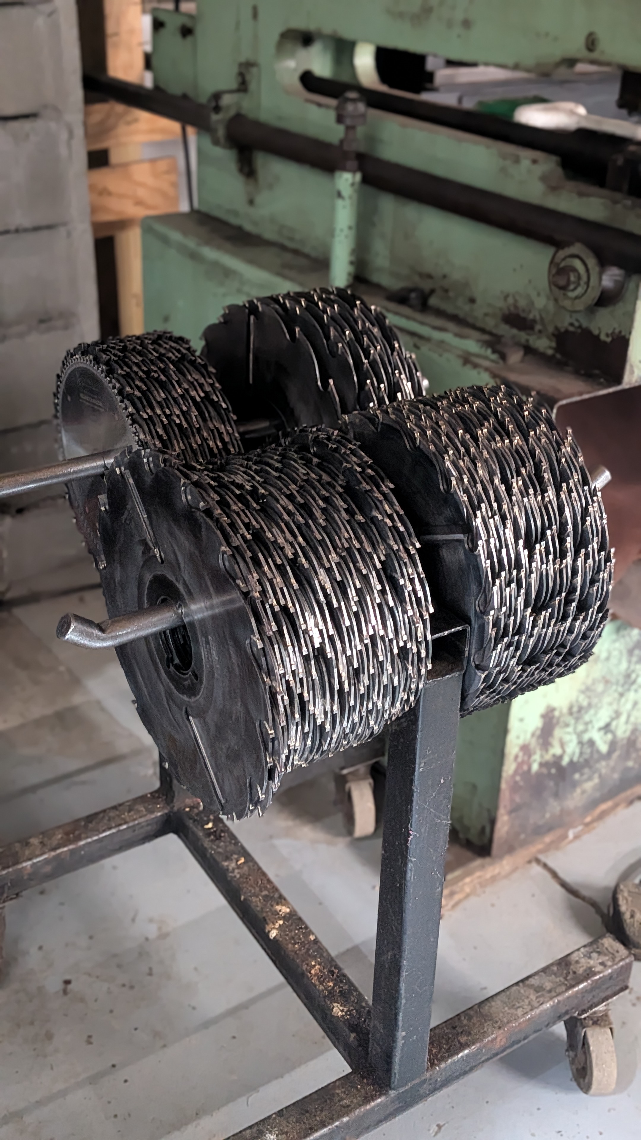 Sawmill blade sharpening